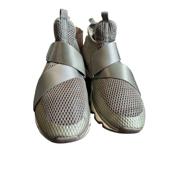 Sorel Women's Kinetic Slip-On Sneakers Camo Size 9 New - Picture 4 of 11